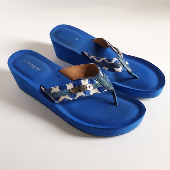 coach flip flops size 10
